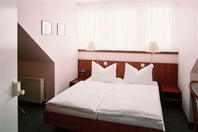 фото отеля Hotel Kastanienhof Berlin