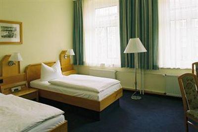 фото отеля Hotel Kastanienhof Berlin