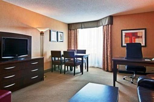 фото отеля Holiday Inn Hotel & Suites Toronto - Markham