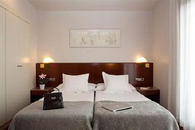 фото отеля Hotel Amrey Sant Pau Barcelona