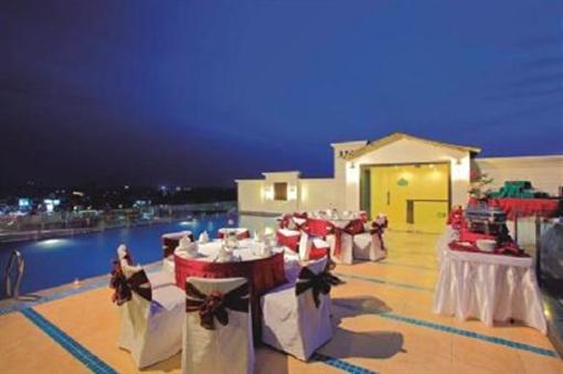 фото отеля Country Inn & Suites Amritsar