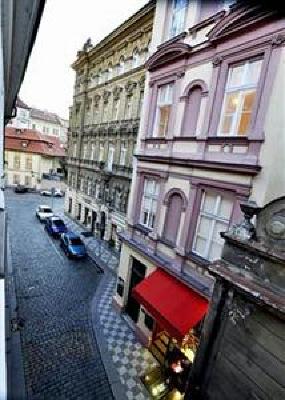 фото отеля Red Chair Hotel