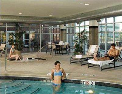 фото отеля Cambria Suites Indianapolis Airport