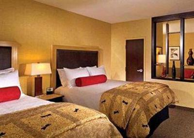 фото отеля Cambria Suites Indianapolis Airport