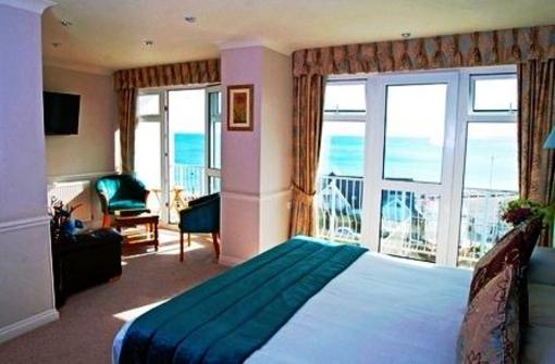 фото отеля BEST WESTERN Falmouth Beach Hotel