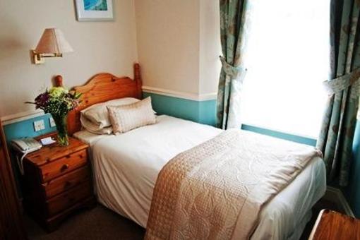 фото отеля BEST WESTERN Falmouth Beach Hotel
