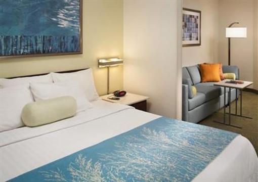 фото отеля SpringHill Suites Chicago Lincolnshire
