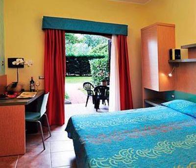 фото отеля Calaserena Village Hotel Maracalagonis