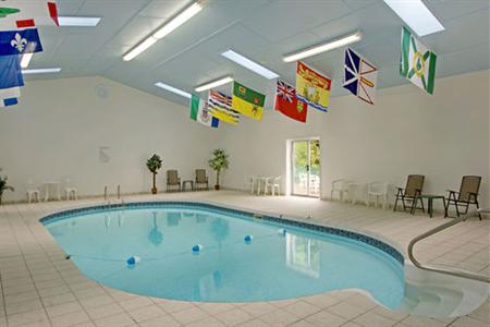 фото отеля Econo Lodge MacPuffin