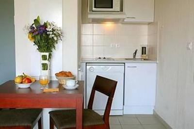 фото отеля Nemea Appart Hotel Biot