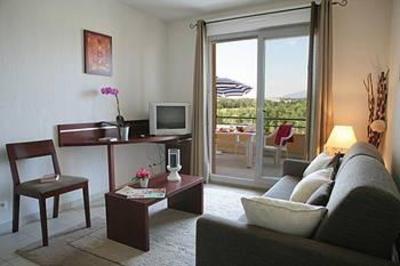 фото отеля Nemea Appart Hotel Biot