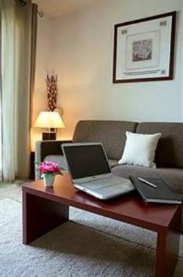 фото отеля Nemea Appart Hotel Biot