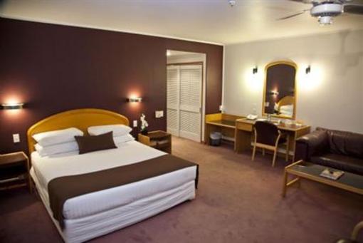 фото отеля Quality Hotel Lincoln Green