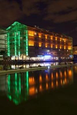 фото отеля Holiday Inn Express Paris Canal De La Villette