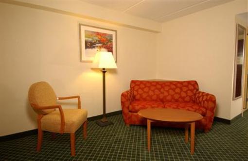 фото отеля Fairfield Inn & Suites Atlanta Airport South/Sullivan Road