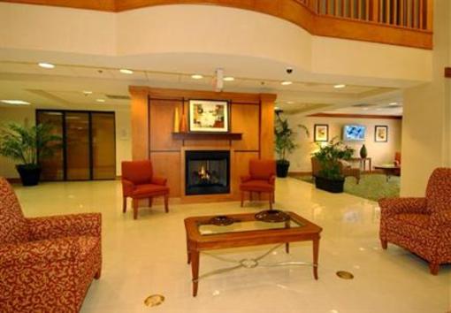 фото отеля Fairfield Inn & Suites Atlanta Airport South/Sullivan Road