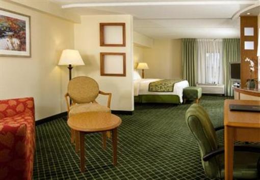 фото отеля Fairfield Inn & Suites Atlanta Airport South/Sullivan Road