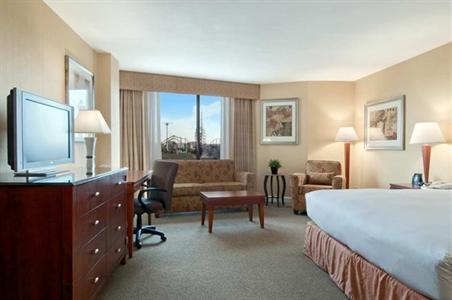 фото отеля Hilton Hotel Arlington (Texas)