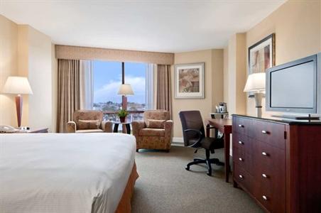 фото отеля Hilton Hotel Arlington (Texas)