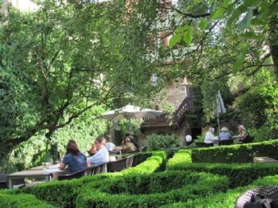 фото отеля Herrnschloesschen - Hotel - Restaurant - Garden