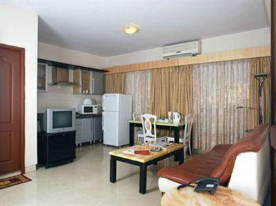 фото отеля Landmark Suites