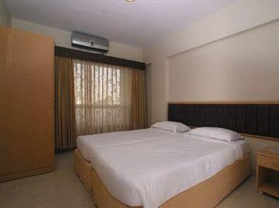 фото отеля Landmark Suites