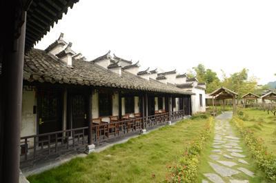фото отеля Huangshan Xidi Travel Lodge