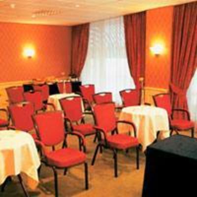 фото отеля NH Grand Hotel Krasnapolsky