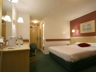 фото отеля Days Inn South Mimms M25