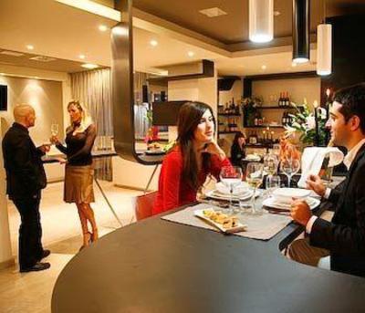фото отеля Noha Suite Hotel Riccione