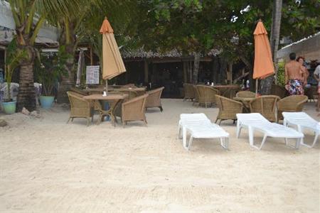 фото отеля Alona Vida Beach Resort