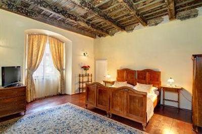 фото отеля The Bishops House Hotel Prague