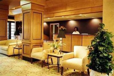 фото отеля Embassy Suites Oklahoma City - Will Rogers Airport