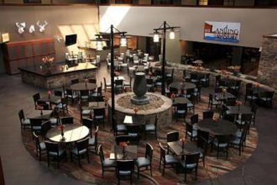 фото отеля Embassy Suites Oklahoma City - Will Rogers Airport