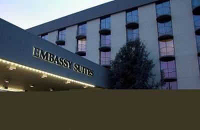 фото отеля Embassy Suites Oklahoma City - Will Rogers Airport