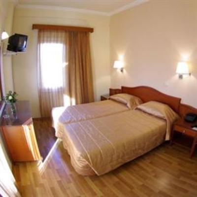 фото отеля Lakonia Hotel