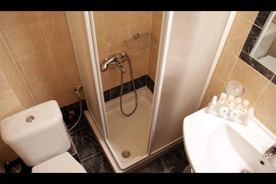 фото отеля Lakonia Hotel