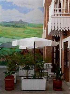 фото отеля Guest House Les 3 Metis Antananarivo