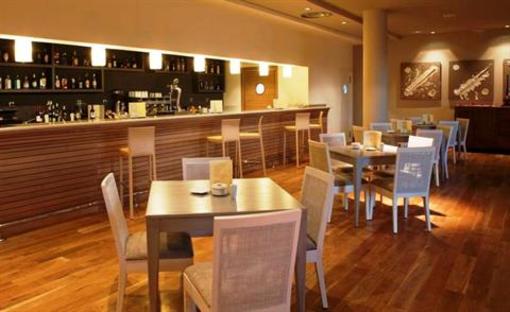 фото отеля Hotel Husa Golf Valdecanas