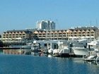 фото отеля Quality Suites Crest Mandurah