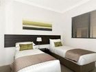 фото отеля Quality Suites Crest Mandurah