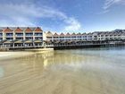 фото отеля Quality Suites Crest Mandurah