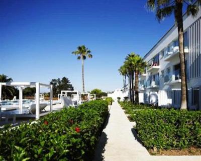 фото отеля So White Boutique Suites