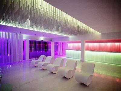 фото отеля So White Boutique Suites
