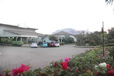 фото отеля Manas Lifestyle Resort