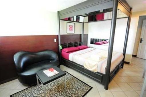 фото отеля Mariposa Budget Hotel Pasig