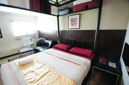 фото отеля Mariposa Budget Hotel Pasig