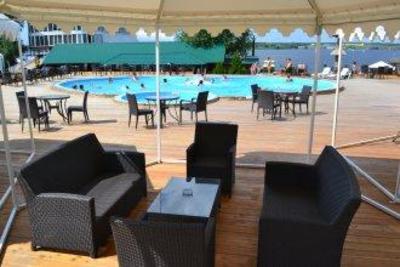 фото отеля Admiral Marina Club Mini Hotel