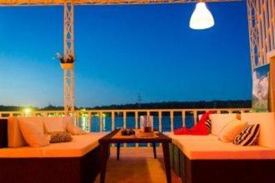 фото отеля Admiral Marina Club Mini Hotel