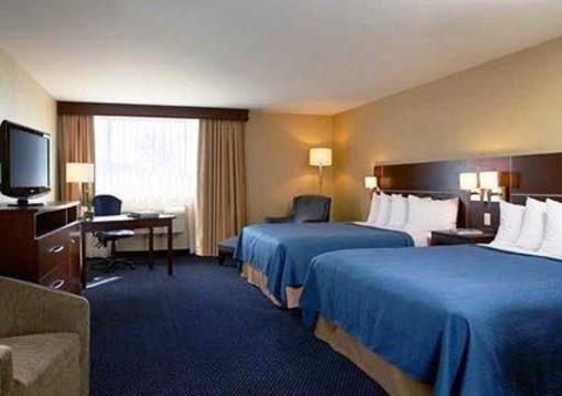 фото отеля Quality Inn & Suites Brossard